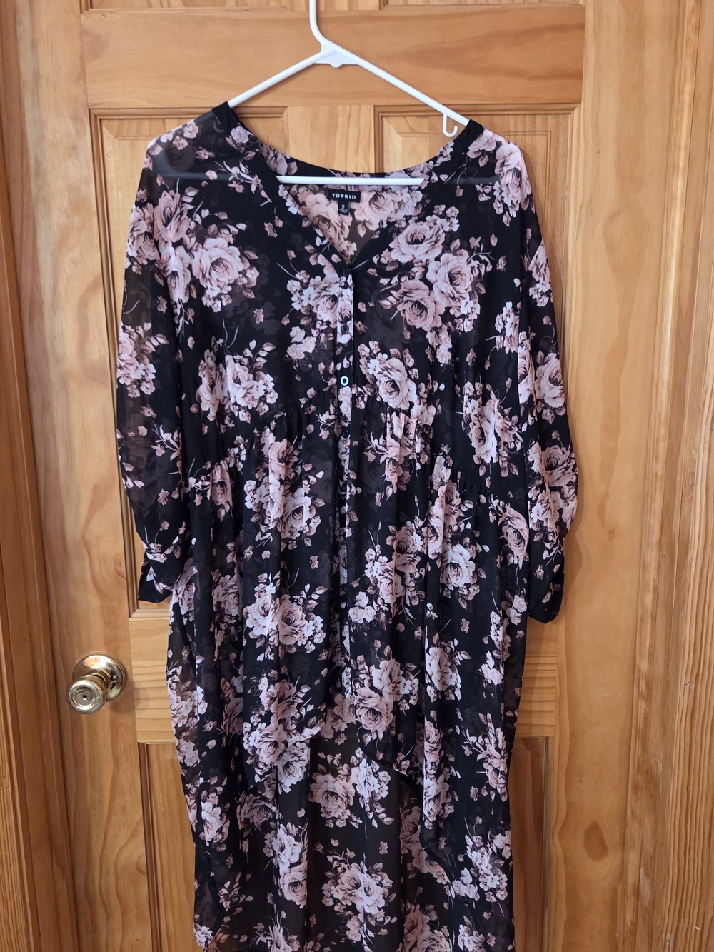 Black Floral Button-High/low  Blouse with Blush Roses